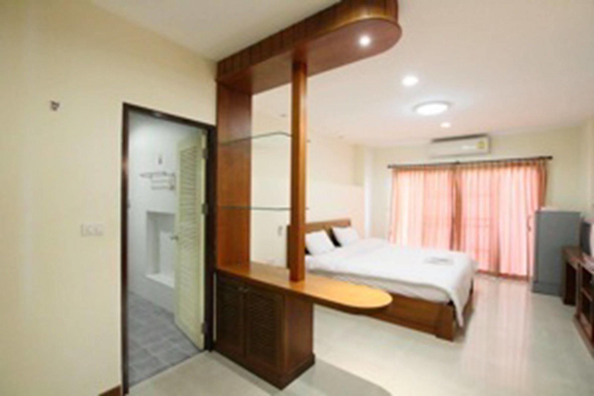 Noppakao Place Chiang Mai Exterior photo